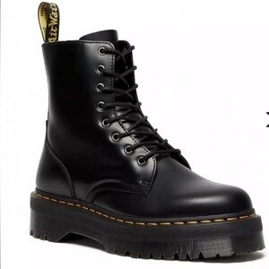 DR. MARTENS, Jadon, Womens Platform Boots